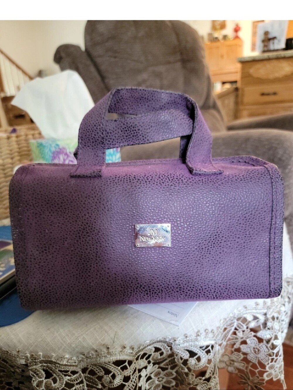 JM New York Travel Toiletries Cosmetic Jewelry Bag Hang Handle & Folds